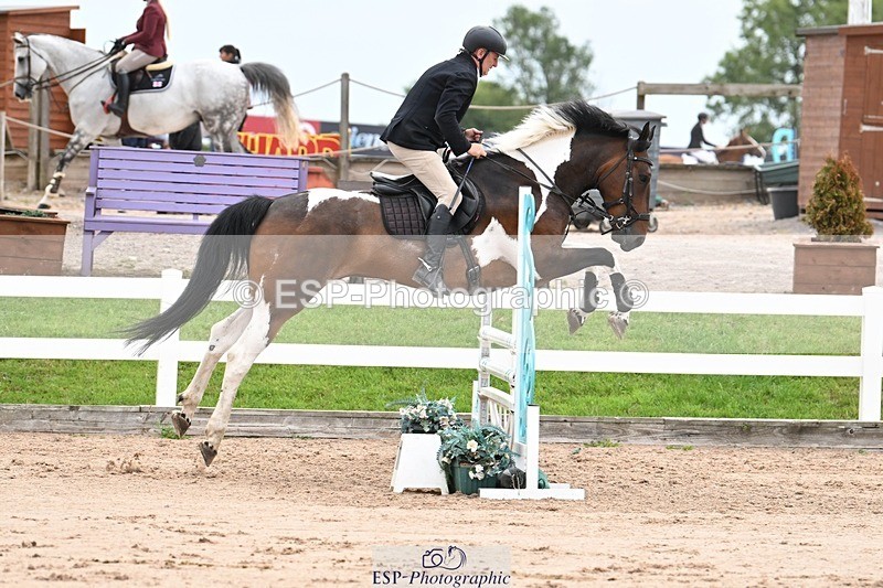 250727-085644-08653 - Cls 31 British Novice and 90cm