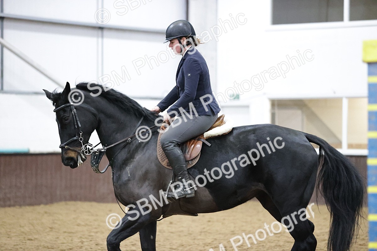 SBM_001341 - Class 4 - Senior Newcomers/ 1.10m Open