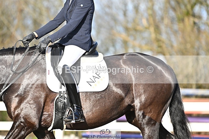 241214-114615-01450 - 151-Elder.Klatzko-Dynasty.Hit