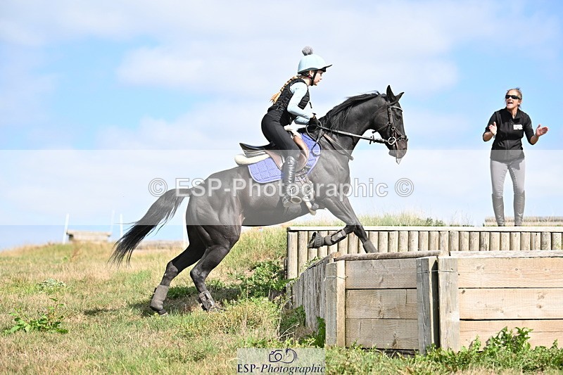 250821B-105258-00185 - Group B - Danielle