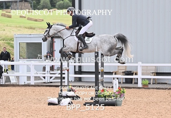 BPP_5125 - CLASS 8 THURS HOYS GFS Saddles Senior Newcomers Second Round