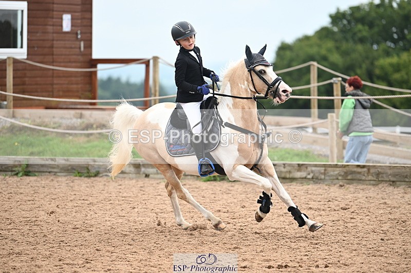 240907A-123150-01661 - Cls 3 Pony Medium Team 80cm & 90cm