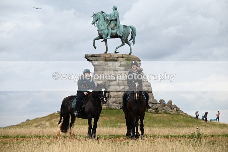 DSC_5129 - Time at Statue 11:10 to 11:42