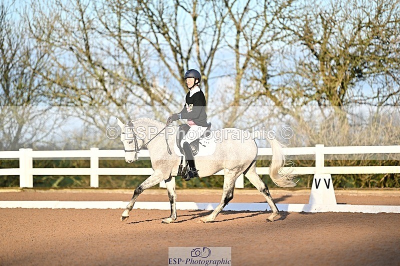 241214-092801-00948 - 141-Sophie.Hawke-RAINBOW.DREAM