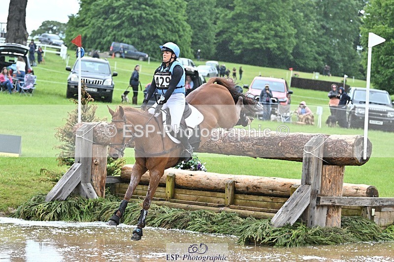 240526-115556-20787 - 429-THE_FERRYMAN-Sophie_Callard