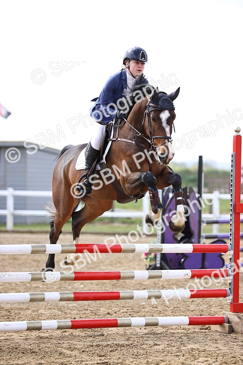 SBM_5143 - Class 9 - Senior British Novice - 90cm