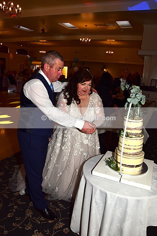 DK-899 - Donna and Kevin