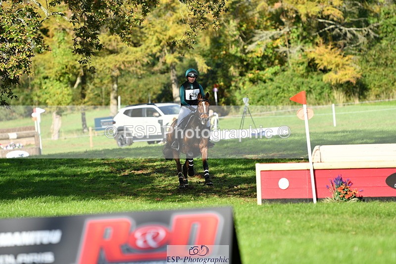 251025A-145119-21315 - G-525-Henrietta.Hack