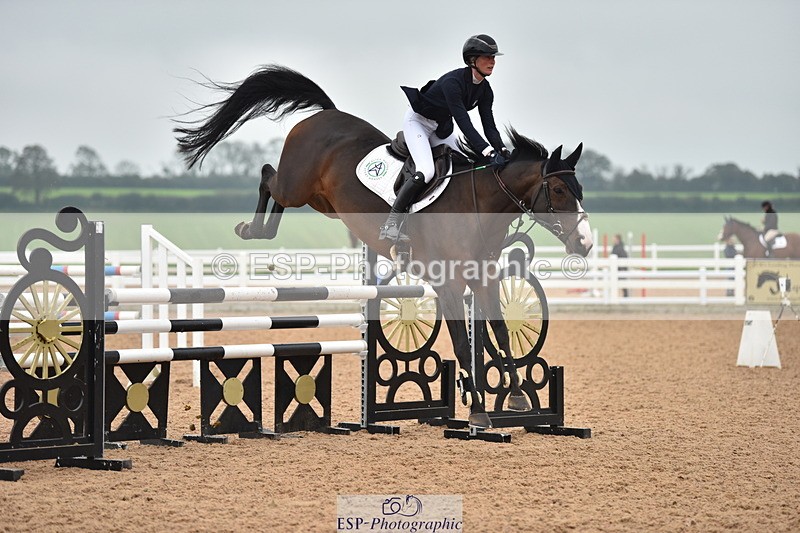 231011A-141808-00688 - Cls 5 Foxhunter & 1.20m Open