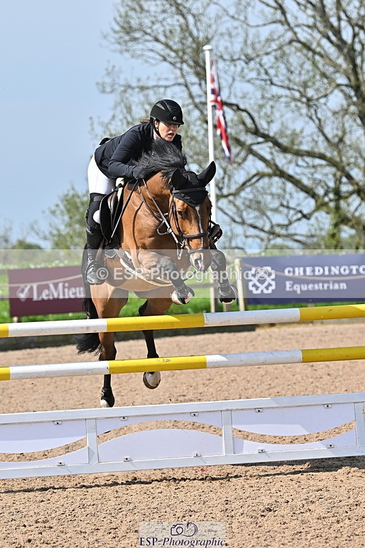 240509A-102221-00843 - Cls 8 Foxhunter