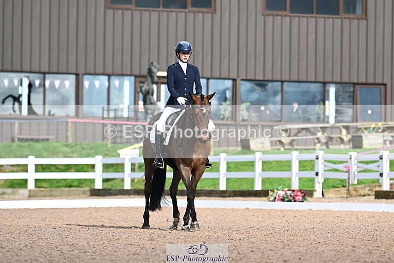 240218A-124704-07321 - 131-Lauren.Burrows-Active.Vogue