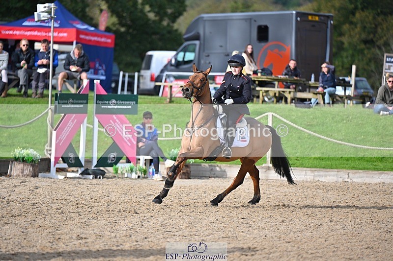 241027-141519-17799 - 516-L.Bdr.Ellie.Mitchell-MICRON.JOY