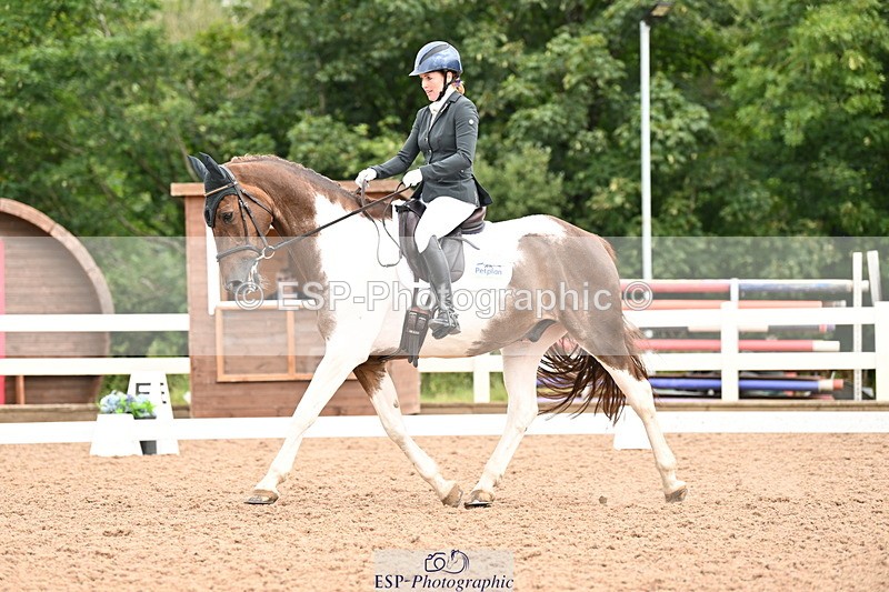 240817A-110153-07267 - 132-Nicky.Turriff-Witchcombe.Music.Man