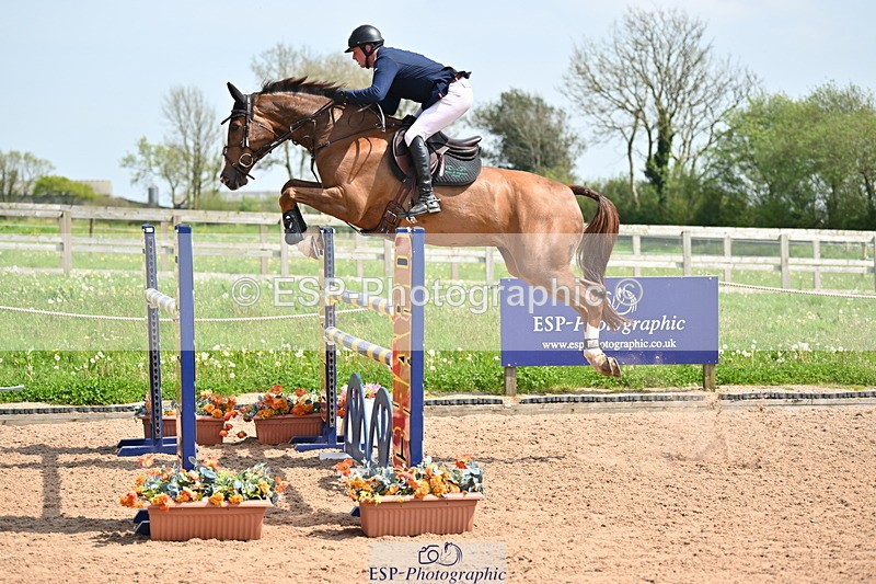 240510A-141010-07951 - Cls 23 Talent Seeker Inc 7yr old 14.10 to Finish