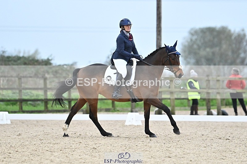 241103-155343-03257 - Novice 1 - 14.44 to 16.08