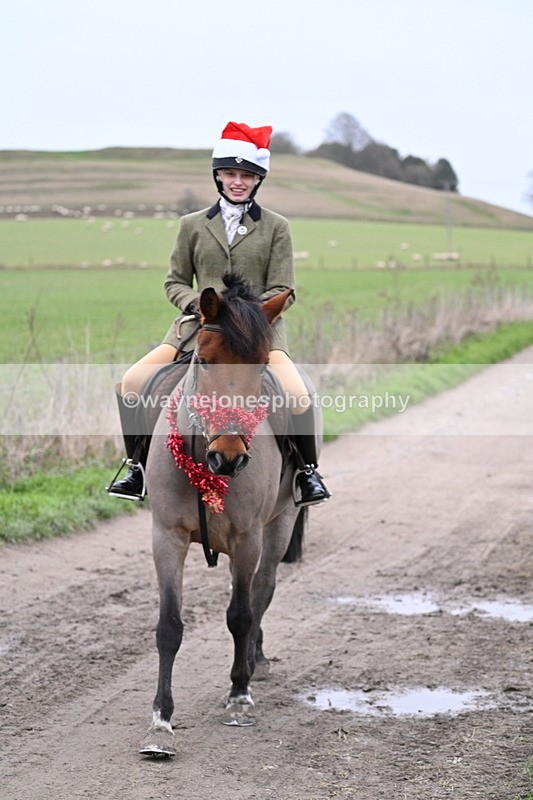 WJ7_1250 - Walk Home