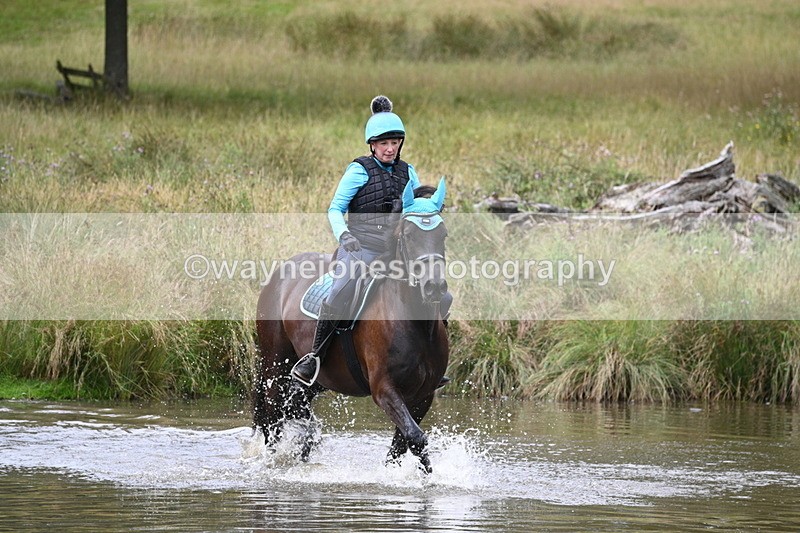 WJ7_2390 - Time at Water 11:14 to 11:36