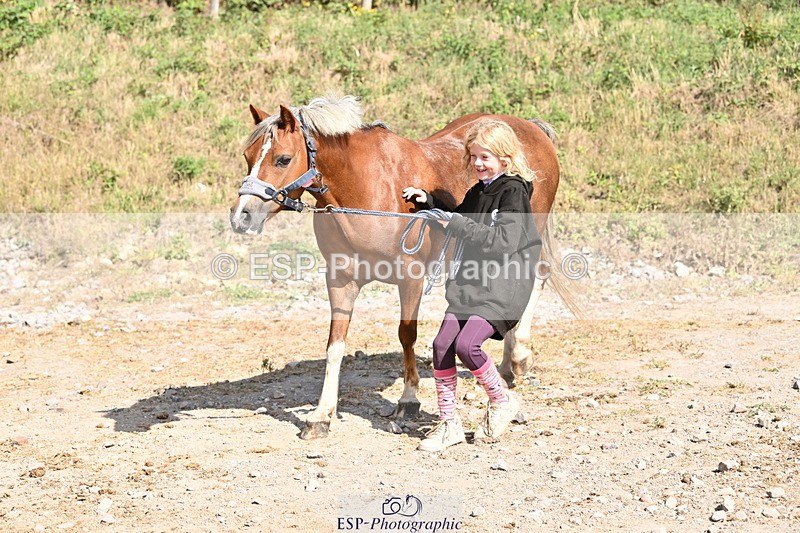 250821B-152245-00694 - Group C - Laraine