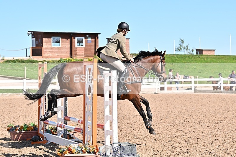 250513-160850-00166 - Clr Rnd & 60cm