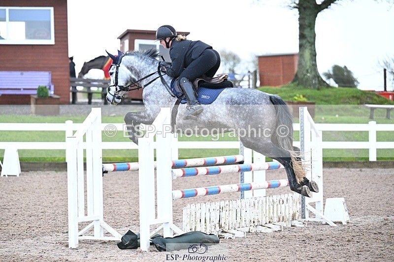 251206-102035-00629 - Cls 9 British Novice