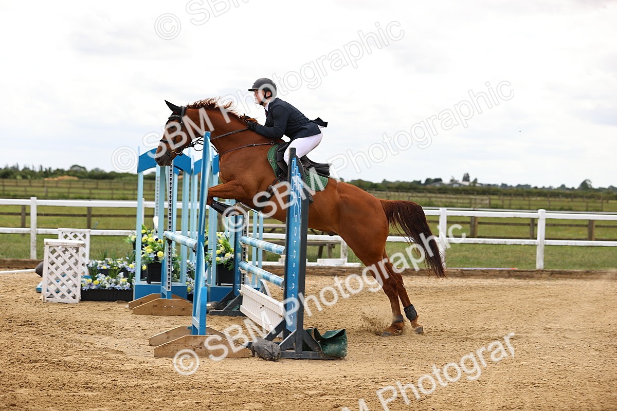 SBM_000481 - Class 4 - 1m showjumping