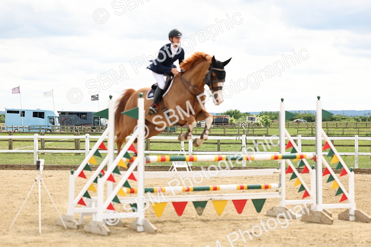 SBM_006172 - Class 19 - Senior Newcomers - 1.10m