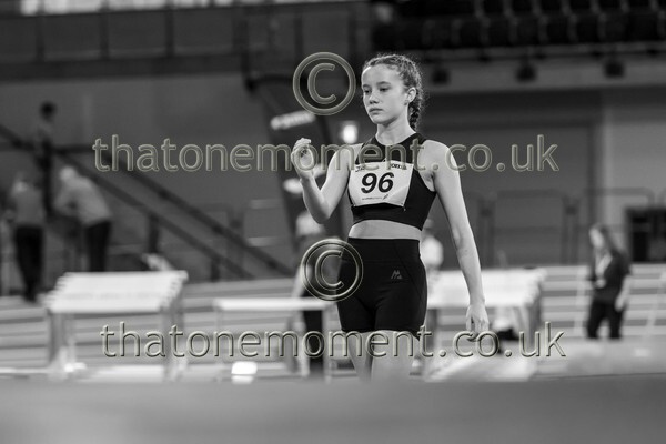 CEREL-916733 - Field Female