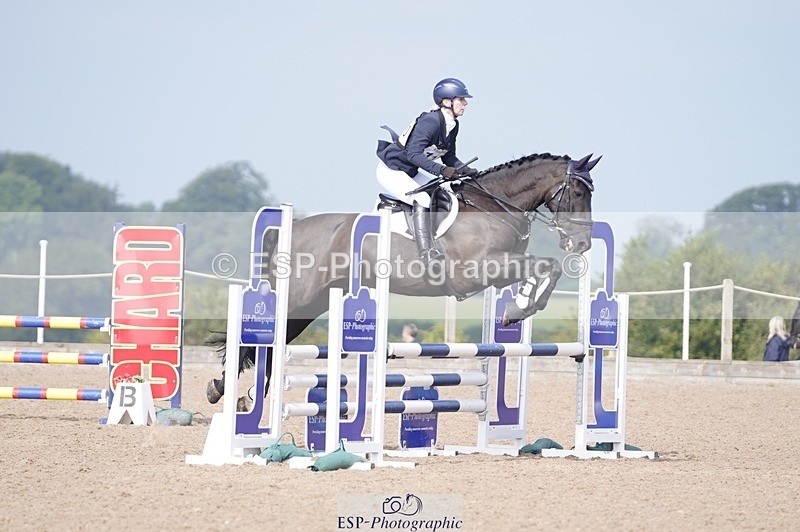 240831A-104710-00364 - 110-Laura.Pritchard-TOUCH.OF.SILK.I