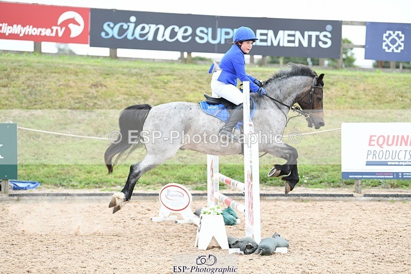 250807-102317-00112 - 70cm Round 1