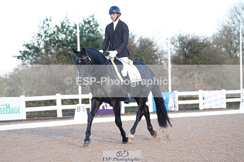 241214-101832-00145 - 115-Joe.Roome-Monarchs.Way.Tobiah