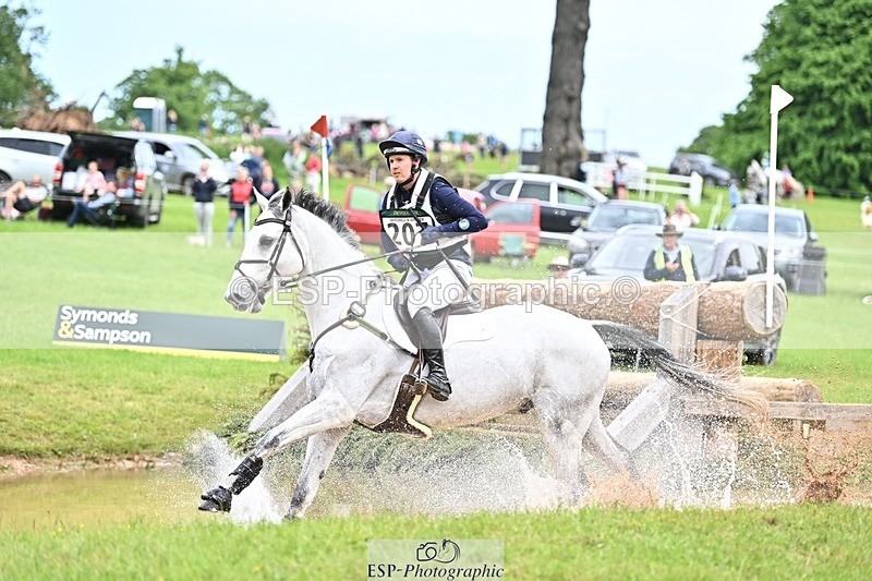 240525-145409-16100 - 207-IE_MR_MCGREGOR-Will_Furlong