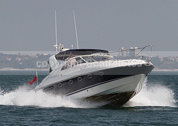 110425 PUSSY GALORE FAIRLINE TARGA 43 IMG_7453 - Motorboats - Open