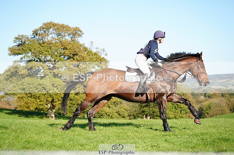 241026-152030-14351 - 582-Courtney.Romcke-JD.ON.THE.ROCKS