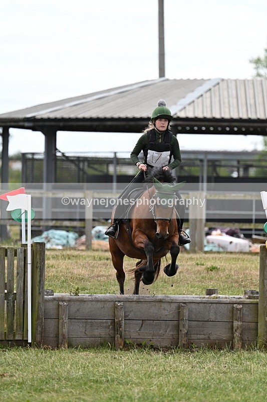 WJ7_5226 - 60cm XC Time 10:17 to 10:49