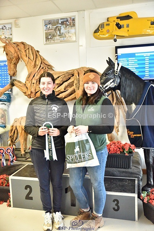 250214-130652-00341 - Freestyle Medium Silver Presentation