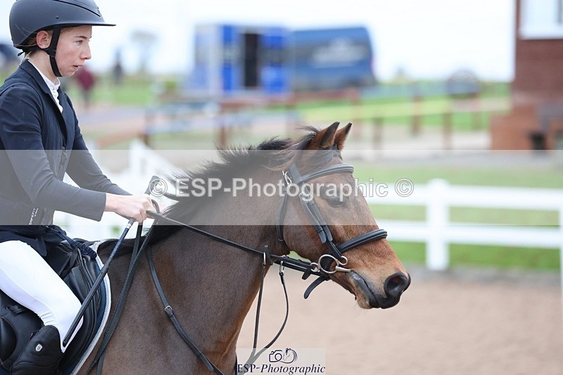 241116X-083606-00115 - Cls 03 Pony Intro 70cm