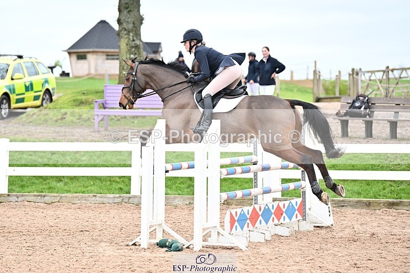 250112-115500-01177 - Cls 19 Snr 1.05m Open