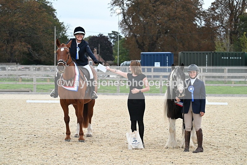 WJ7_2607 - Class 2 & Champs