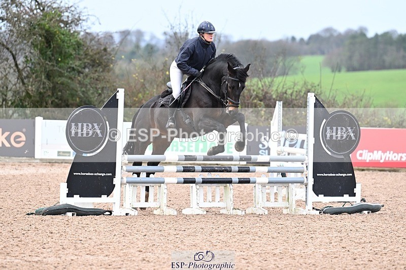 251205-095514-00078 - Cls 2 Snr British Novice and 90cm