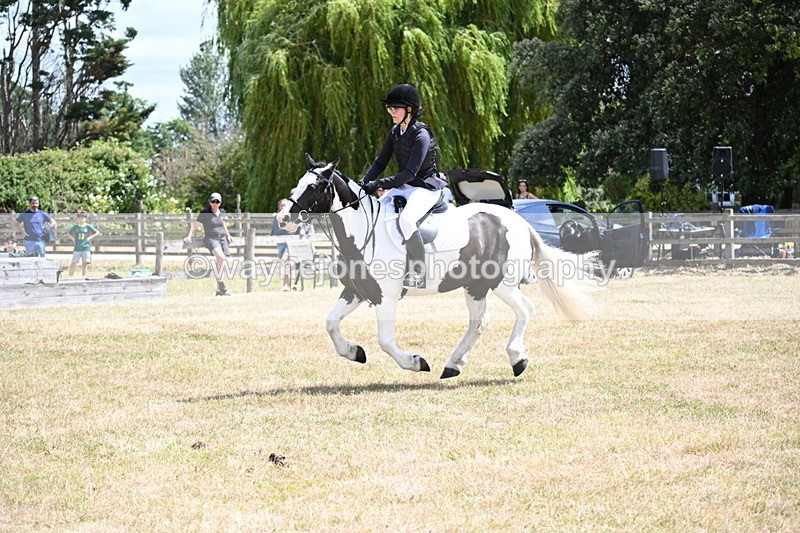 WJ6_5439 - Class 12 Minimus Jumping 45cm