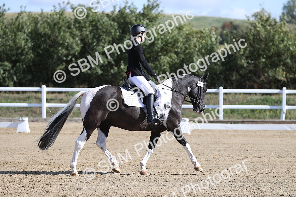 SBM_001145 - Class 2 - Intro 4 Champs - 9.44-10.38