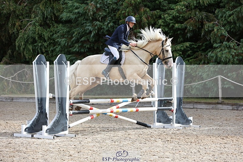 250829A-104128-01188 - Cls 7 British Novice and 90cm