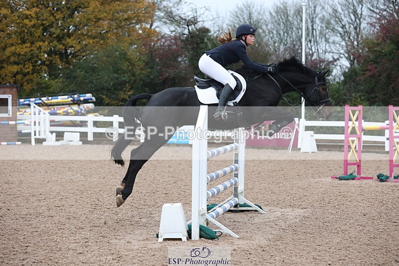 231112A-134037-04595 - Cls 20 Newcomers & 1.10m Open