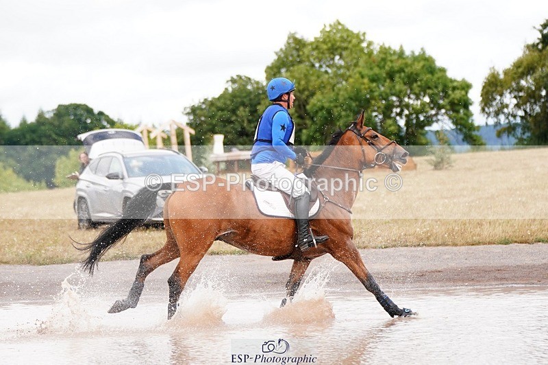 250803A-152658-16571 - O-674-Tim.Cheffings-ROYALE.LOUIS