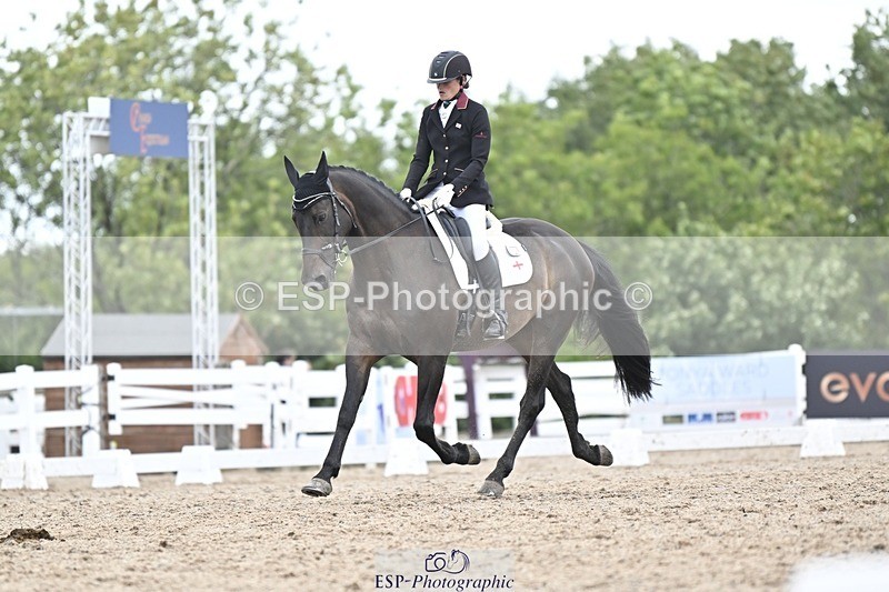 250907-141006-08657 - 100-Adele.RonchettiFamily.Affair