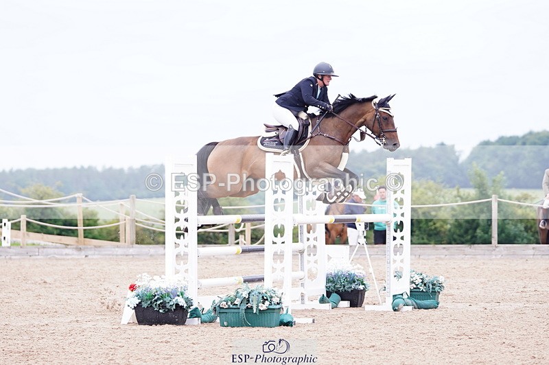 240803A-113024-07437 - Cls 29 Snr Foxhunter