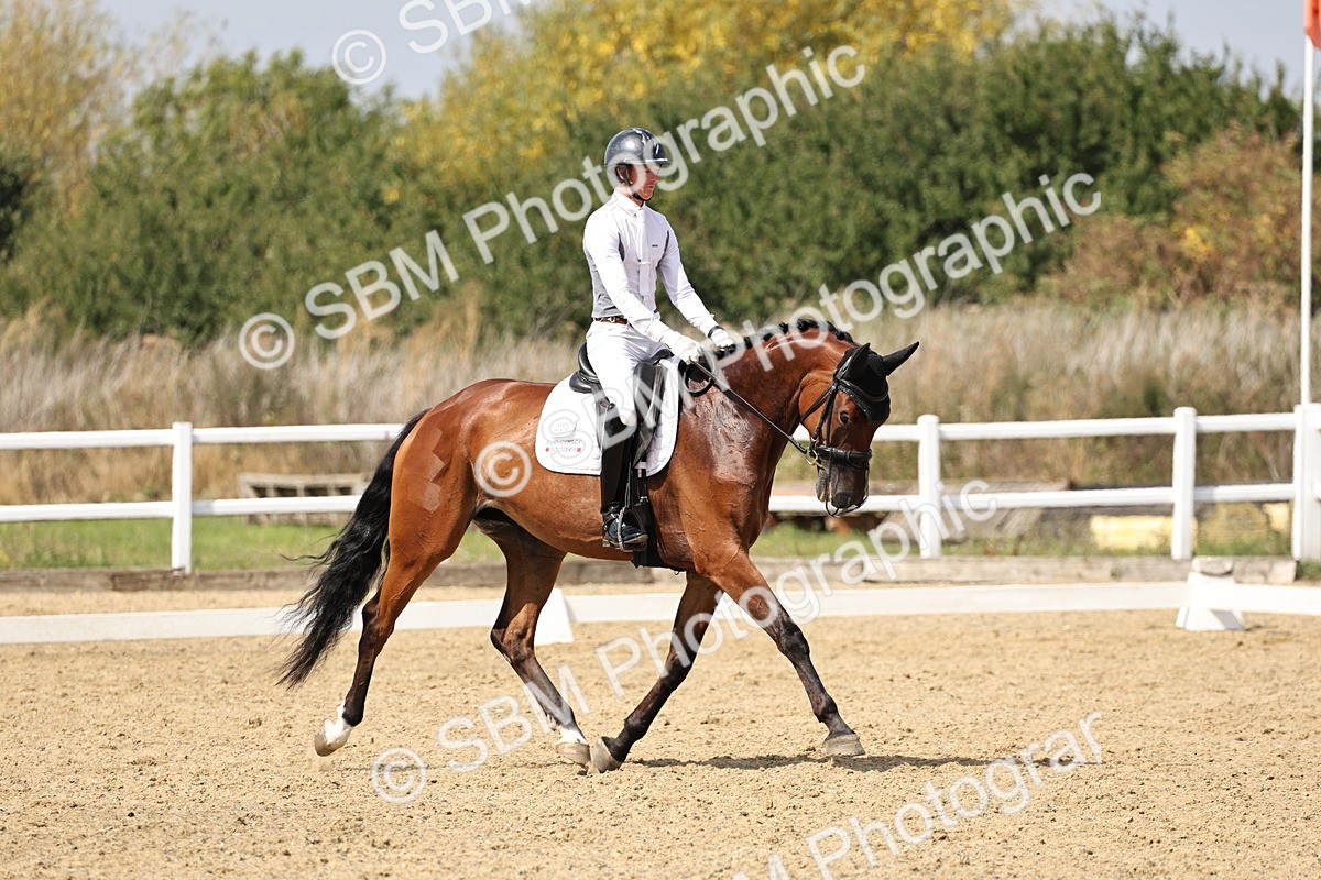 SBM_018773 - Class 16 - Novice 5 - 12.08-13.11