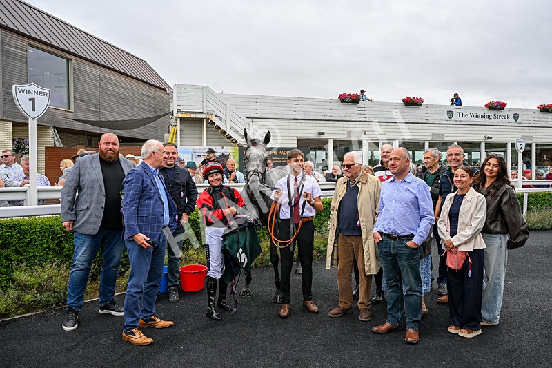 170826-Race 1-Stellarmasterpiece-5217 - Race 1 14.15pm Download The Raceday Ready App Amateur Jockeys' Handicap