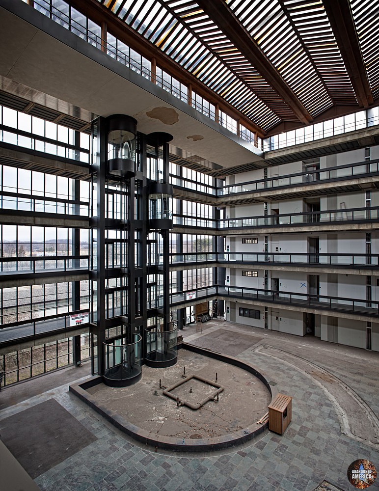 Bell Labs (Holmdel, NJ) | Elevators - Bell Labs