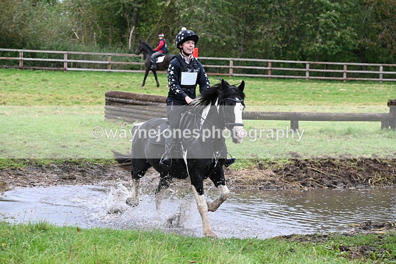 WJ6_6609 - Time at Photographer 13:06 to 13:23